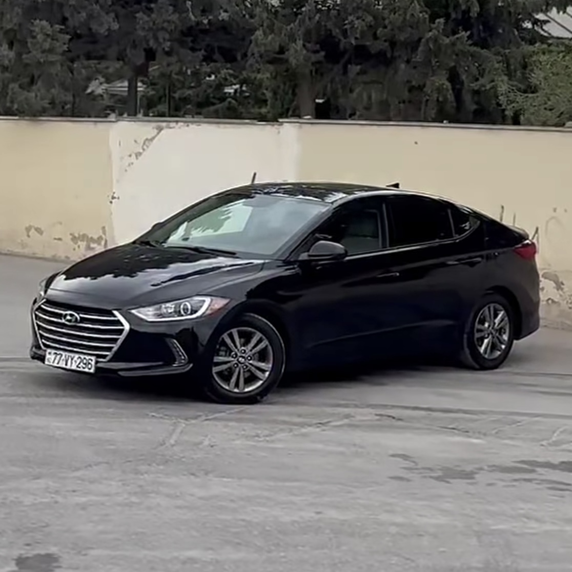 HYUNDAI ELANTRA 2017